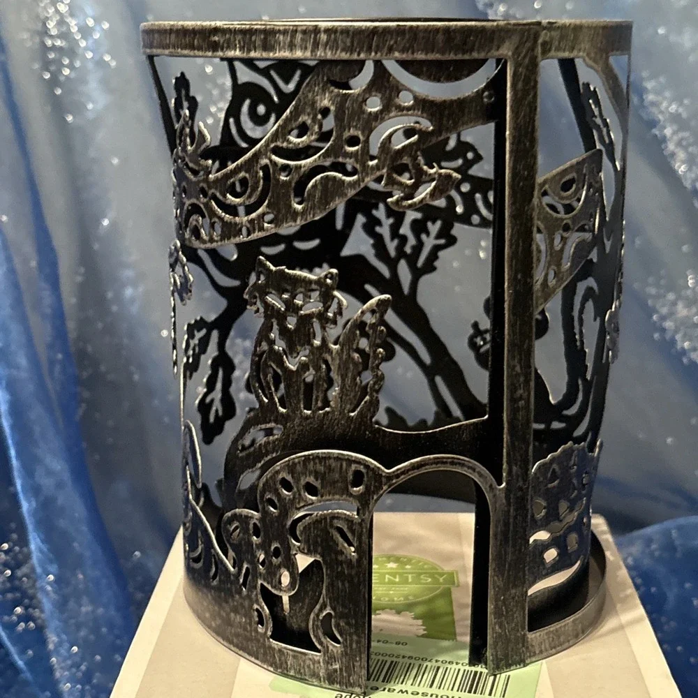 NEW SCENTSY WARMER WRAP FRIENDLY FOREST WITH BOX